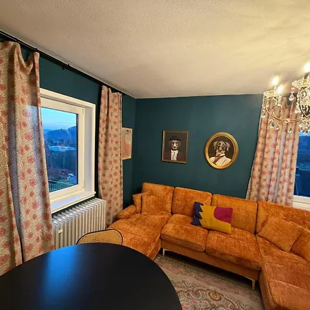 Maerchenhafte Mit Schlossblick Marburg